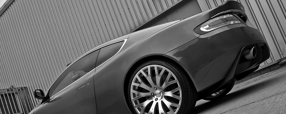 Aston Martin Wraps in Manchester
