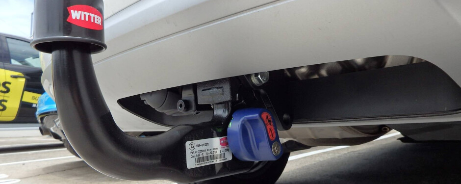 Car Tow Bars in Manchester & Cheshire by Wrapvehicles